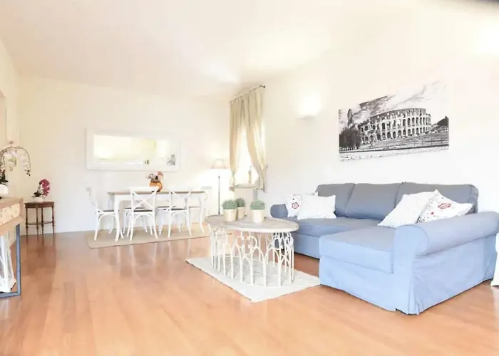 Romantic Apartment Metro Flaminio